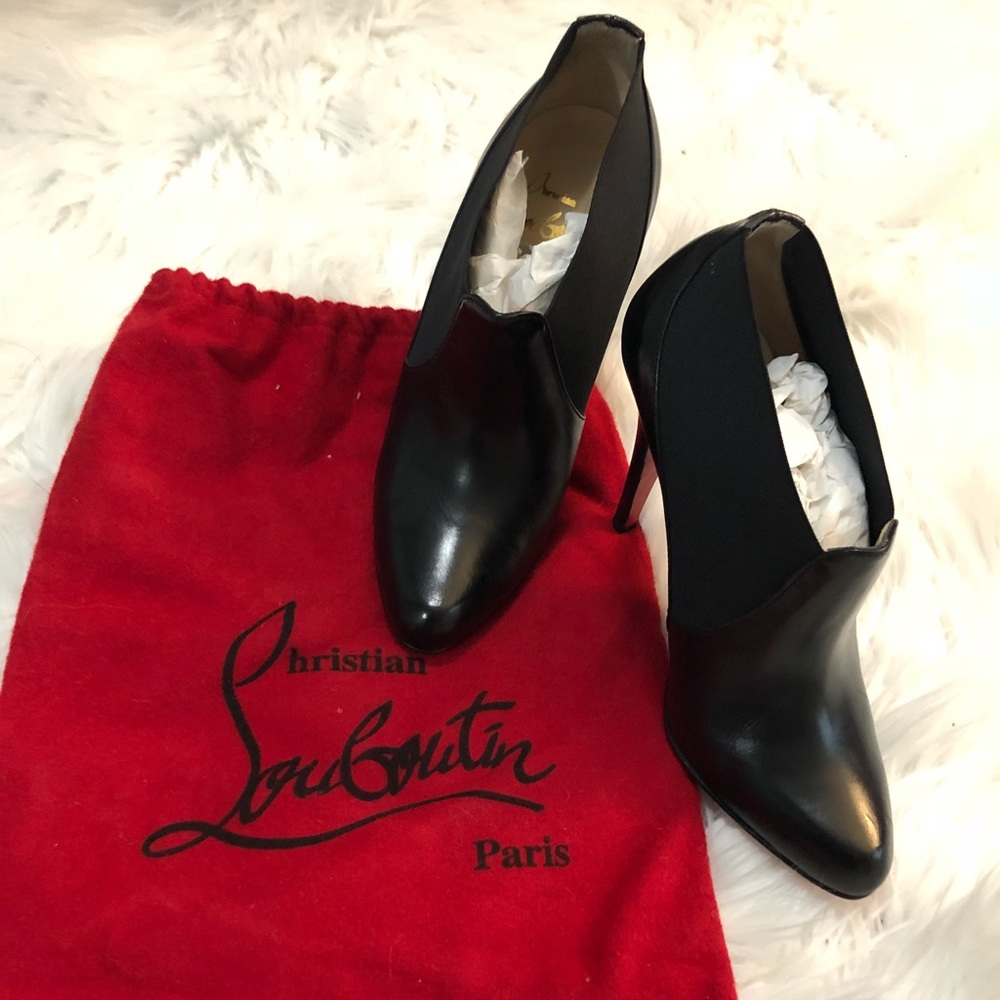 LOUBOUTIN BOOTIES SIZE 35